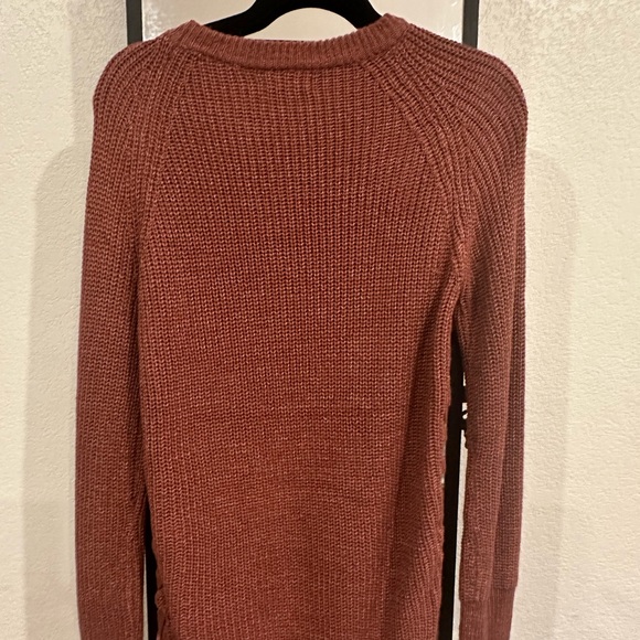 Miracle oversized sweater- rust/burgundy. M/L - Picture 3 of 3